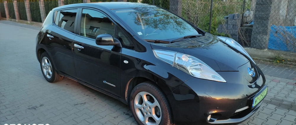 Nissan Leaf cena 43777 przebieg: 70000, rok produkcji 2016 z Człopa małe 466